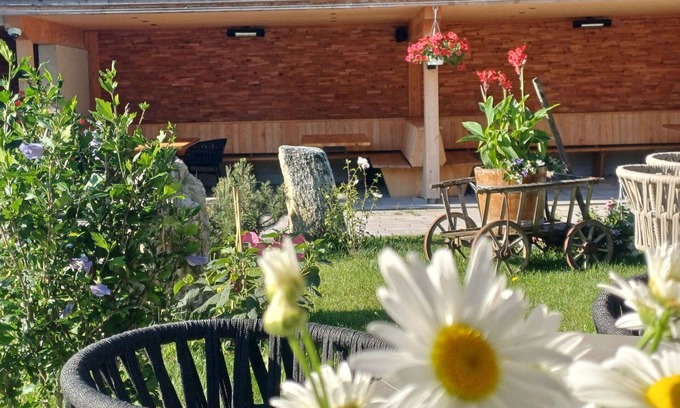 Niederbreitenbach Apartment | Nice apartment for 4 people with WIFI, TV, terrace and parking