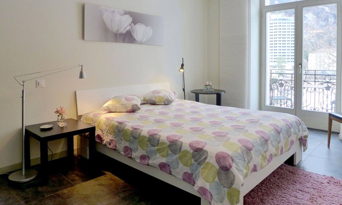 Central Interlaken Apartment | Nice apartment for 4 people with WIFI, TV, balcony and panoramic view