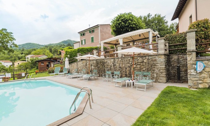 Saturnana Apartment | Nice apartment in a small hamlet, swimming pool, jacuzzi and sauna