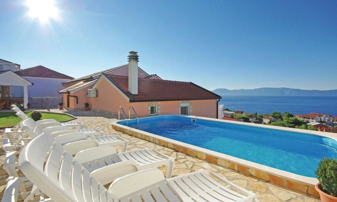 Gradac Apartment | Nice apartment in Podaca with WiFi