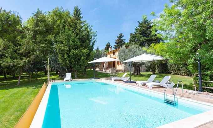Casalbordino House | Nice apartment in villa for 6 people with pool, WIFI, TV and terrace