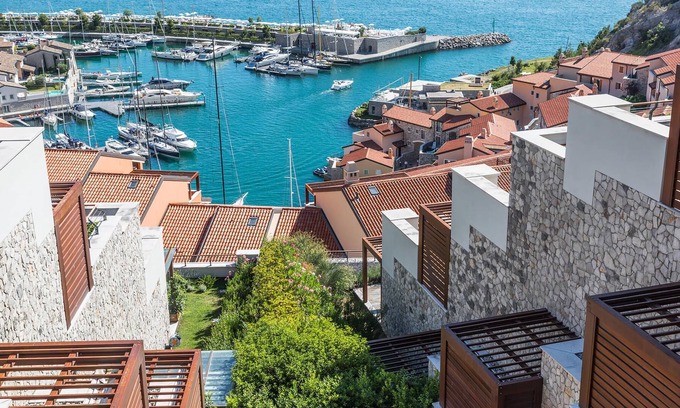 Portopiccolo Apartment | Nice apartment with sea view, located a few hundred meters from the sandy beach.