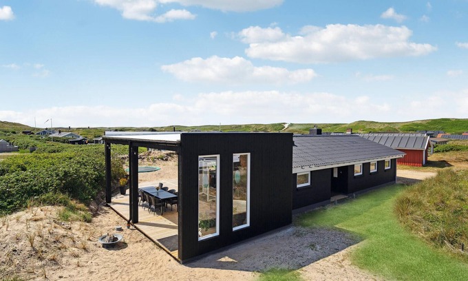 Hvide Sande House | Nice home in Hvide Sande with sauna