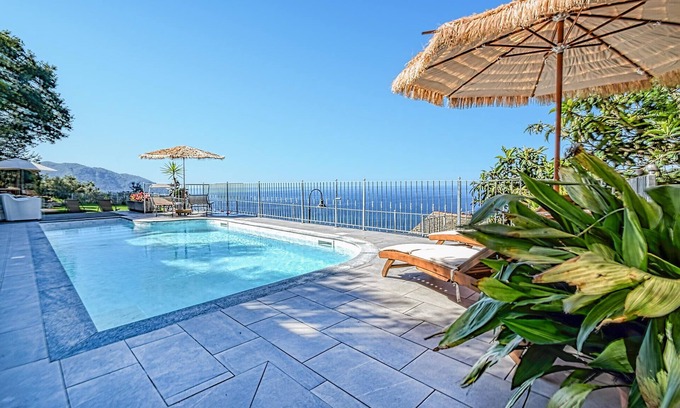 Recco House | Nice home in Recco with house sea view