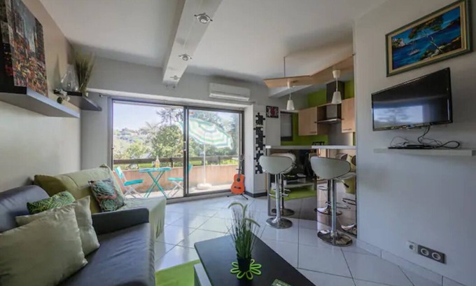 Villages du Lac de Paladru Apartment | Nice view of the lake