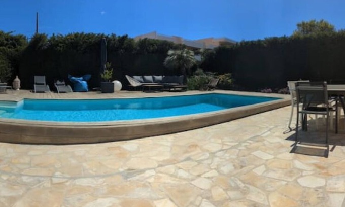 Plaine de la Brague Villa | Nice villa with private pool, 5 min walk to the beach - Antibes
