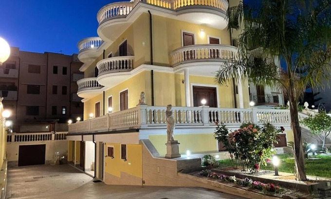 Gallico Marina Bed & Breakfast | Nicole House