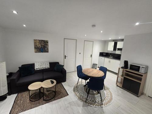Saint-Roch - Badouillere - Chavanelle Apartment | Nid du Paon - T2 Hypercentre