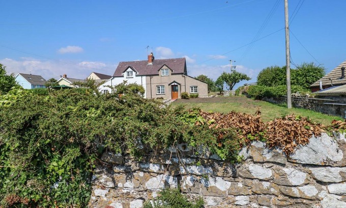 Bosherston House | No 2 New Cottages
