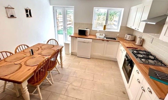Foxley Cottage | No.7 Otters Halt, Norfolk