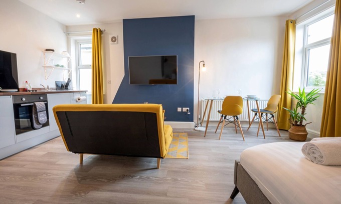 Preston Apartment | No3b Fulwood Heights - Executive Studio nr Hosp