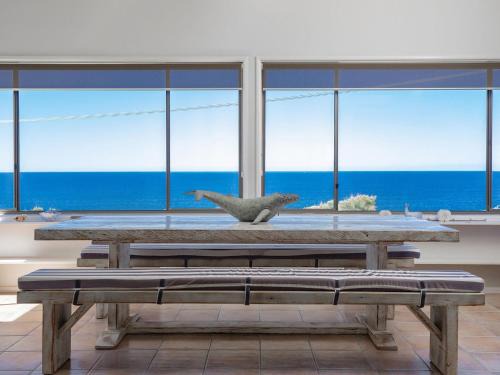 Forster House | Noahs 46 Cliff Road