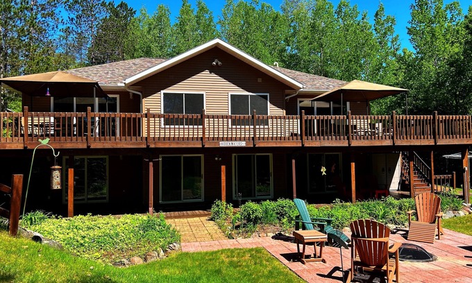 Tomahawk House | Nokomis Chain Home w/wd, firepit, dock, on trails