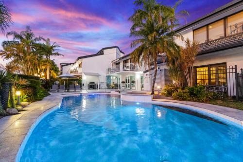 Noosa Heads Apartment | Noosa Boutique Apartments & Elkhorn Villas