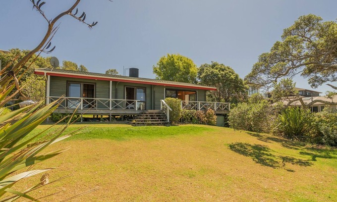 Wharekaho Cottage | Norma's Place - Simpsons Beach Bach