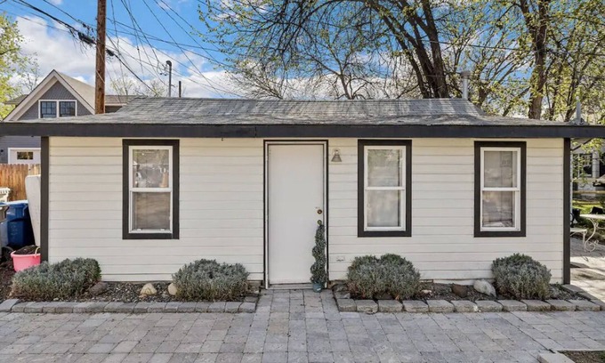 North End House | North End Cottage - Walking Distance to Hyde Park - Unbeatable Location