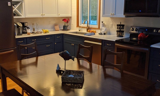 Presque Isle Cabin | Northern Michigan Hideaway