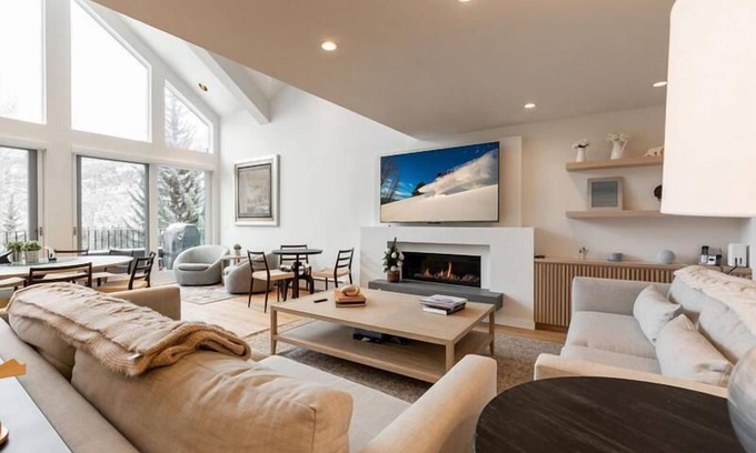 Vail Condo | Northwood's Ski-In/Ski-Out Condo, Complete Remodel