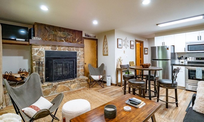 Timberline Condo | Northwoods F6 - Short walk to Timberline Mountain trails, lodge and lifts