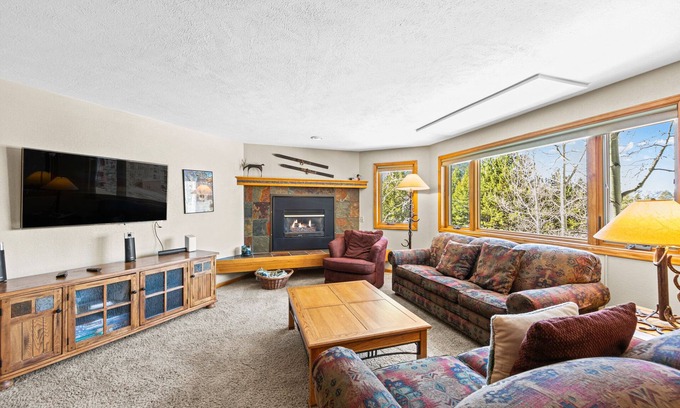 Mountain House Condo | Nostalgic Mountain Getaway, Only a Short Walk to Lifts or River Run!
