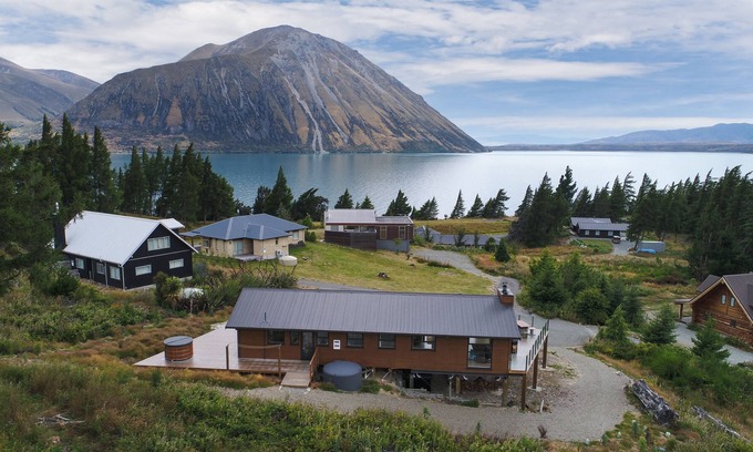 Ohau House | NOT CURRENTLY AVAILABLE