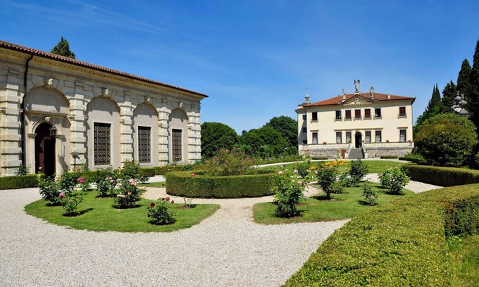 Vicenza Villa | Notti Sotto gli Straordinari Affreschi di Tiepolo