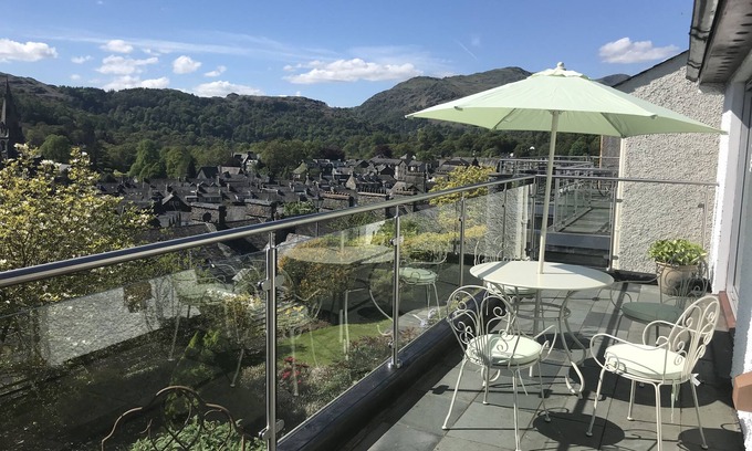 Ambleside House | Nov/dec wks DISCOUNT !Price Ambleside Sleep 6 Mountain View spa1pet Parking