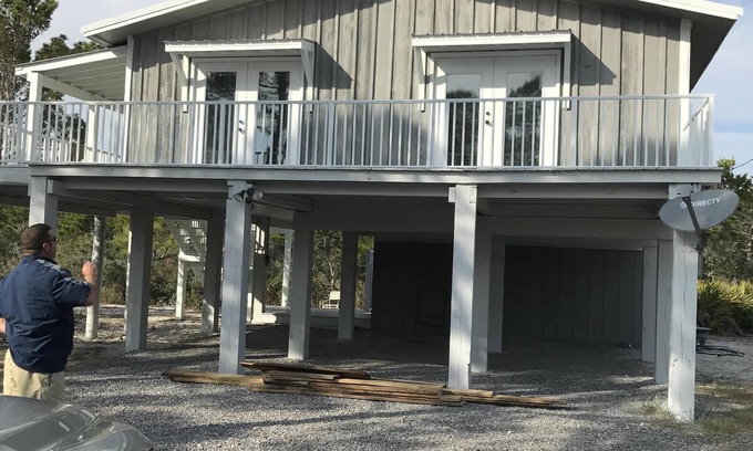 Surf Side Shores Cottage | November 1st-15th Spectacular Deal!Palmetto Paradise 2bd 1.5 bath. Sleeps 6.