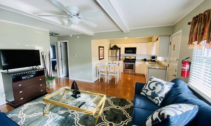 Ortley Beach House | nPREMIER HOST-2BR SEASIDE PARK SUITE#2, One Short Block to Beach,Kit,Liv. Room n