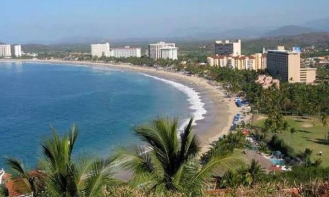 Ixtapa House | Nuestra casa es tu casa bienvenidos viajeros