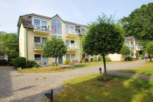Monchgut-Granitz Apartment | nur 100 m zum Strand, FeWo mit Balkon und Terrasse - App Eldena FeWo 04