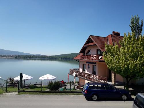 Zywiec House | O.W. LAZUR nad jeziorem