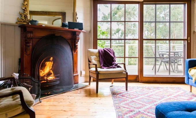 Skenes Creek North House | Oakwood Retreat - Complete Seclusion - Dog Friendly - Wood Fire
