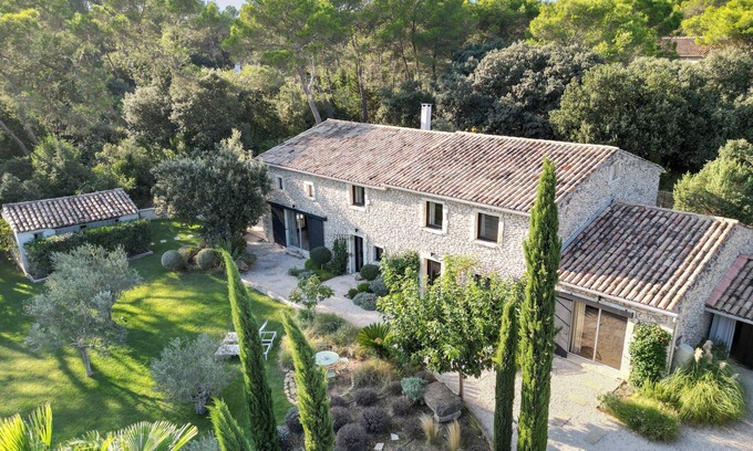 Uchaux House | Oasis de Sérénité