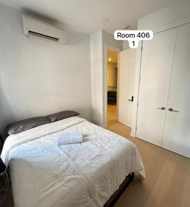 Central Park South Apartment | Oasis Room at a Shared Apartment by Times Square