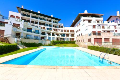 Sao Martinho do Porto Apartment | Ocean - Duplex apartment 65m from the beach with pool and parking