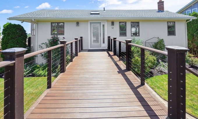 Bonnet Shores House | Ocean's Edge Breeze S
