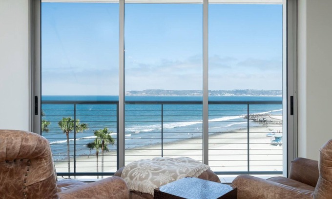 Coronado Condo | Ocean Views Everywhere, Corner Unit in La Sierra, 6th Floor