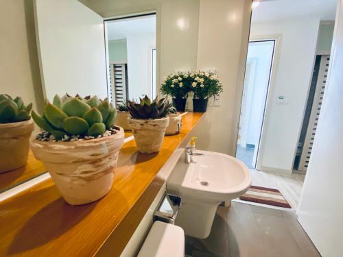 Long Hai Villa | Oceanami Villa 3PN, bếp và BBQ