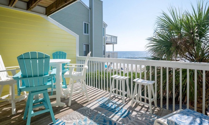 Kure Beach Condo | Oceanfront Condo with 3+ Pools - Ocean Dunes 1401