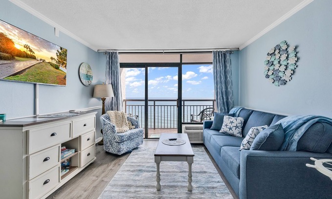 Myrtle Beach Condo | Oceanfront Getaway: 1BR w/King Bed, Pools, Hot Tubs, Amazing View