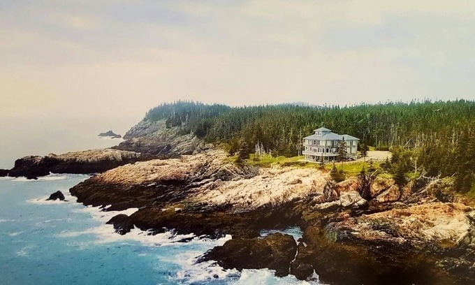 Cutler House | Oceanfront Luxury Estate - Spectacular Views from Every Room