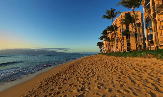 Honokowai Hotel | Oceanfront Suite w/Floor to Ceiling Windows, Lanai, Free WiFi & Free Parking