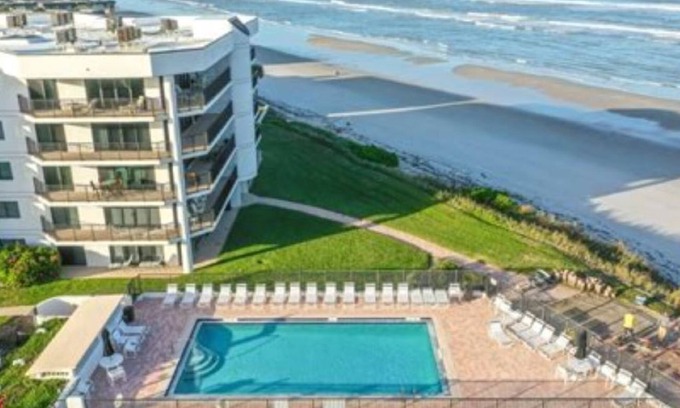 New Smyrna Beach Condo | Oceanfront Tranquility at Silver Sands Condo on No Drive White Sands Beach