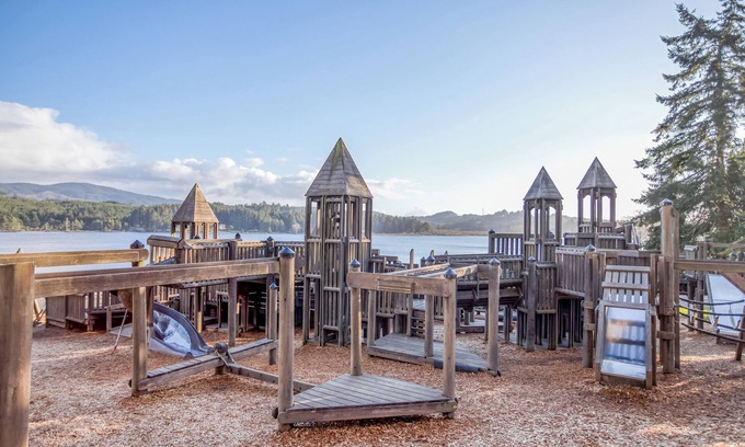 Roads End House | Oceanview, Steps to Sand, Hot Tub, Deck, Game Room with Pool Table & Foosball