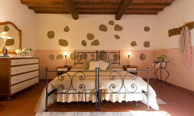 Peccioli Apartment | Offer! Holidays, apartment (Mimosa 2 + 2) Area Volterra, San Gimignano,Pisa