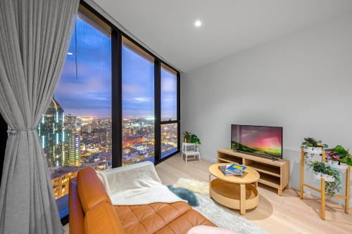 Melbourne Central Business District Apartment | Offline - Luxurious Sapphire 1 Bedroom