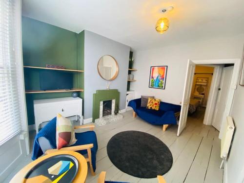 Old Town Hastings Apartment | Old Fisherman Nest in Old Town