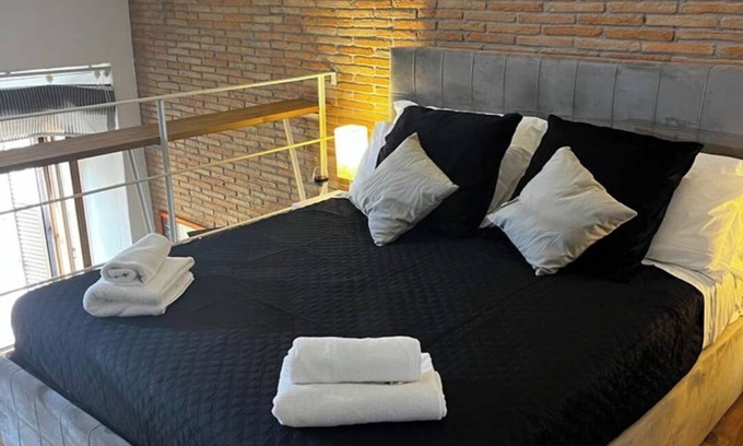 Civitavecchia Apartment | Old Town Nest - Saffi Square