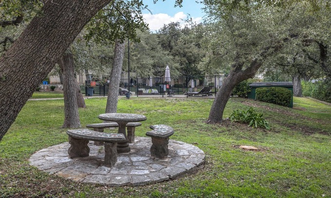 Highland Park West Condo | Old West Austin two Bedroom Charmer